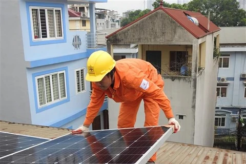 Vietnam operates 24,300 rooftop solar power projects 