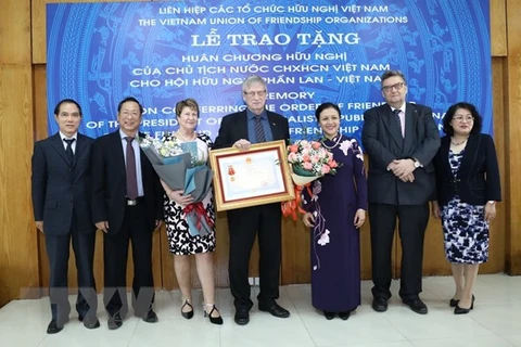 Friendship Order presented to Finland-Vietnam Friendship Association 