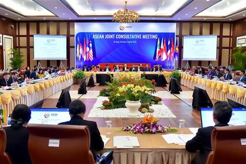 Vietnam ready to host ASEAN Summit