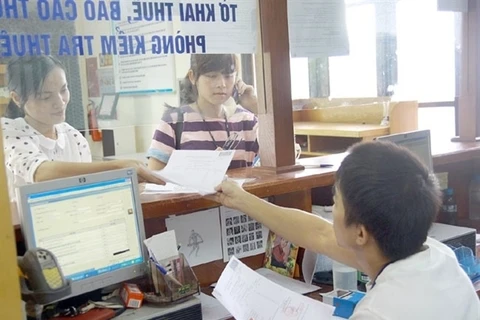 Over 3,000 business households in Hanoi dissolved or suspended