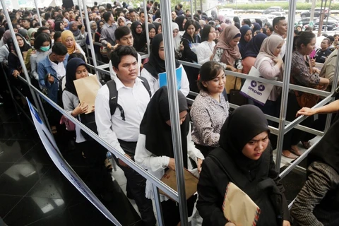 Indonesia launches pre-employment card