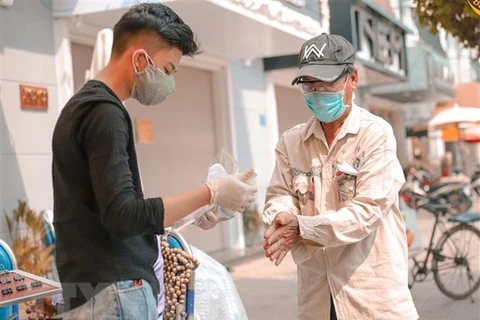 Minister: Relief for pandemic-hit groups must be swift