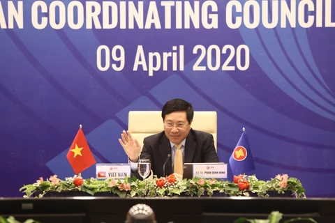 Article of Deputy Prime Minister-Foreign Minister Pham Binh Minh on ASEAN’s cooperation to combat COVID-19 