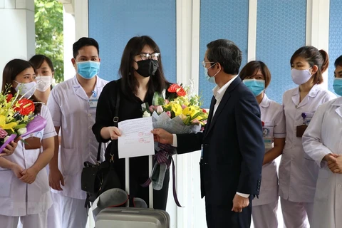 Three COVID-19 patients in Ninh Binh, Quang Ninh discharged