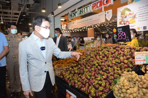 Thailand pushes harvest fruit sales on domestic market