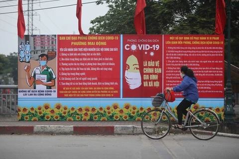 Committee proposes extending social distancing in Hanoi for one more week