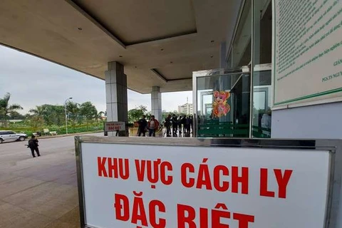 Lao Cai keeps guard up as hundreds of migrant workers return from China