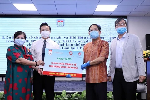 10,000 face masks donated to Thai Consulate General in HCM City