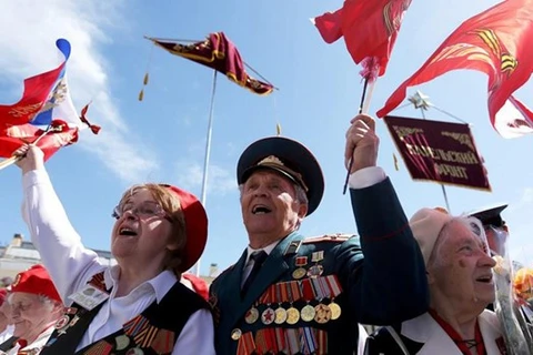 Vietnamese leaders congratulate Russian counterparts on Victory Day 
