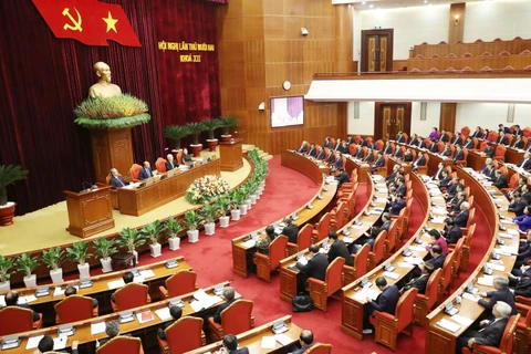 First working day of 12th session of Party Central Committee takes place