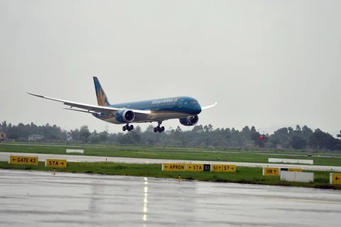 Vietnam Airlines launches new routes from Vinh city to Central Highlands