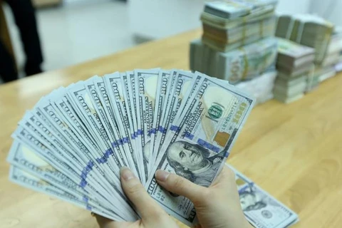 Reference exchange rate down 5 VND on May 22