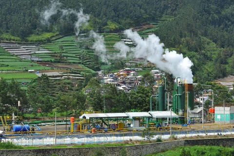 ADB helps Indonesia develop geothermal power