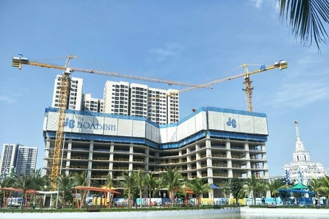 Hoa Binh group among top 10 prestigious companies in construction sector