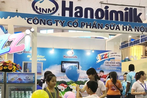 Two more Vietnamese dairy firms licensed to export to China 