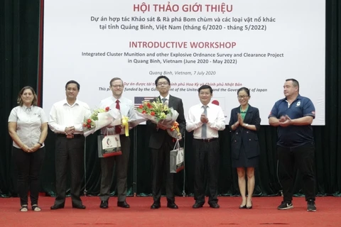 Foreign NGOs join hands to help Quang Binh clear UXO