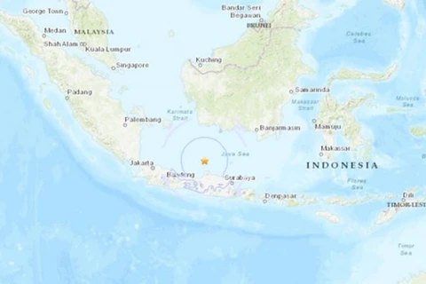 Two earthquakes rock Indonesia