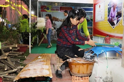 Fair highlights specialties of four southern provinces