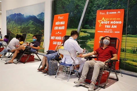 Red Journey draws thousands of blood donors in Hanoi