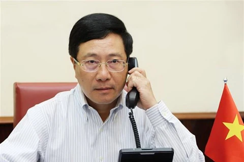 Deputy PM Pham Binh Minh holds phone talk with US Secretary of State 
