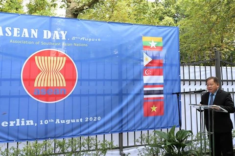 Lao ambassador to Germany spotlights ASEAN’s solidarity, cohesion