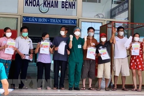  Ten more patients in Da Nang recover from COVID-19 