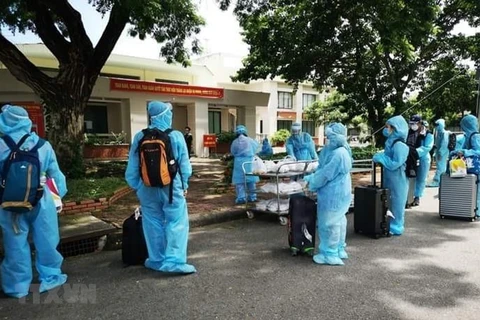 Vietnam reports one new imported case, another COVID-19 death 