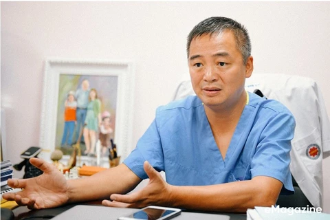 Hanoi Medical University Hospital experts help treat COVID-19 patients
