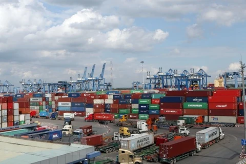 Cargo throughput of seaports still maintains growth in eight months 