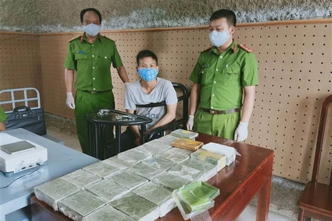 Seven men get death sentence for trafficking drugs