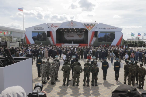 Vietnamese team makes impression at opening of Army Games 2020 