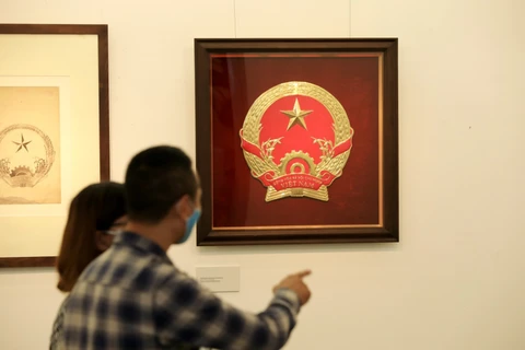 Original sketches of Vietnam’s national emblem on show