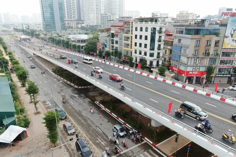 Hoang Quoc Viet-Nguyen Van Huyen flyover in Hanoi opens to traffic