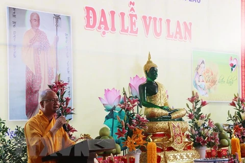 OVs in Laos celebrate Buddhist Vu Lan festival 