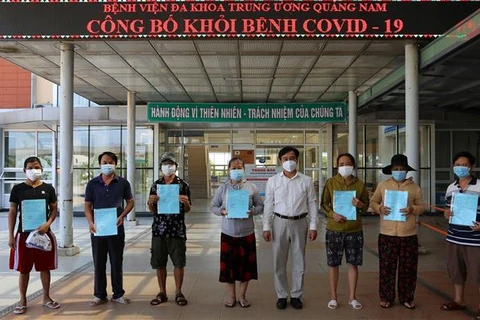 Thirteen COVID-19 patients recover in Quang Nam 
