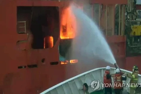 Fire breaks out on vessel in RoK waters with 10 Vietnamese on board