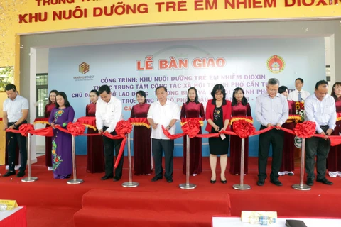 Can Tho: New facility for child AO/dioxin victims handed over