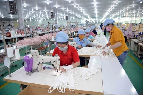 Vietnam exports 850 million masks in eight months