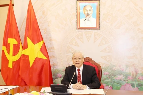 Top leaders of Vietnam, China agree to step up result-oriented cooperation 