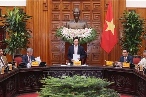 Deputy PM meets Vietnam-ASEAN Association for Economic Cooperation Development delegation