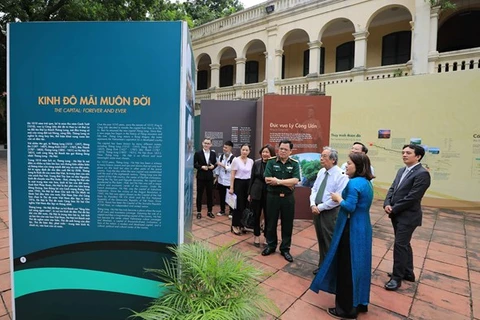 Exhibition on 1010th anniversary of Thang Long – Hanoi underway in capital city