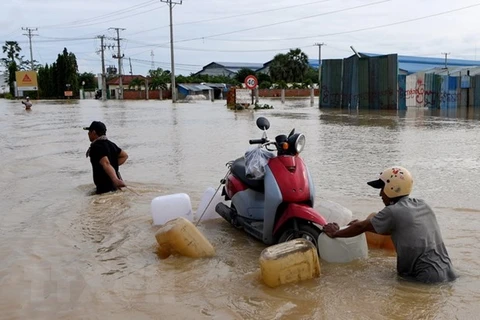 Vietnam offers sympathies to Cambodia on flood-caused losses
