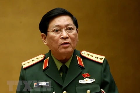 Vietnamese, Russian Defence Ministers hold phone discussion