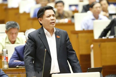 Transport minister promises breakthroughs in transport infrastructure in Mekong Delta