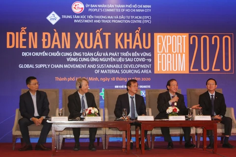 Forum suggests ways to bolster exports, economic recovery