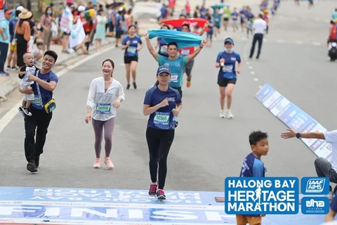 Halong Bay International Heritage Marathon kicks off 