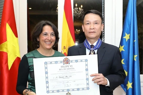 VNA General Director honoured with Spanish Order of Civil Merit 