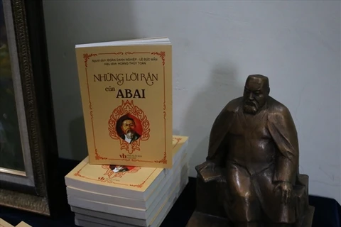 Book by celerated Kazakh author translated into Vietnamese