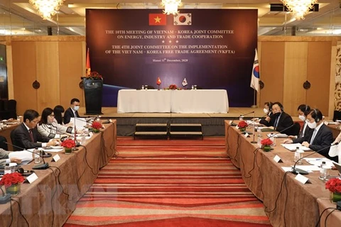 Vietnam, RoK step up cooperation in trade, industry, energy 