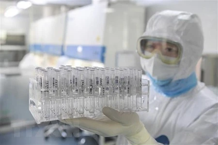  Vietnam starts human trials of COVID-19 vaccine